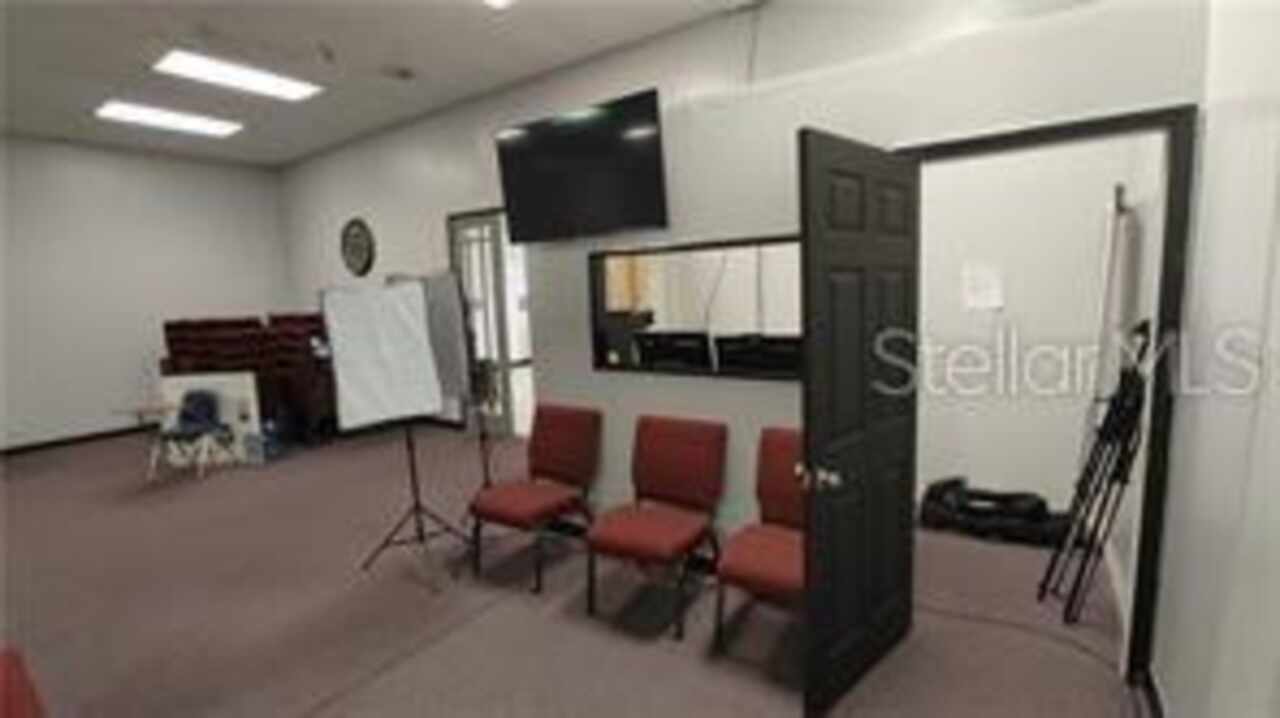 Listing Photo 16
