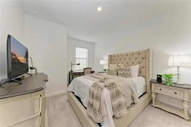 Listing Photo 32