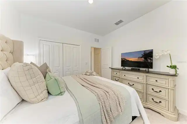 Listing Photo 34