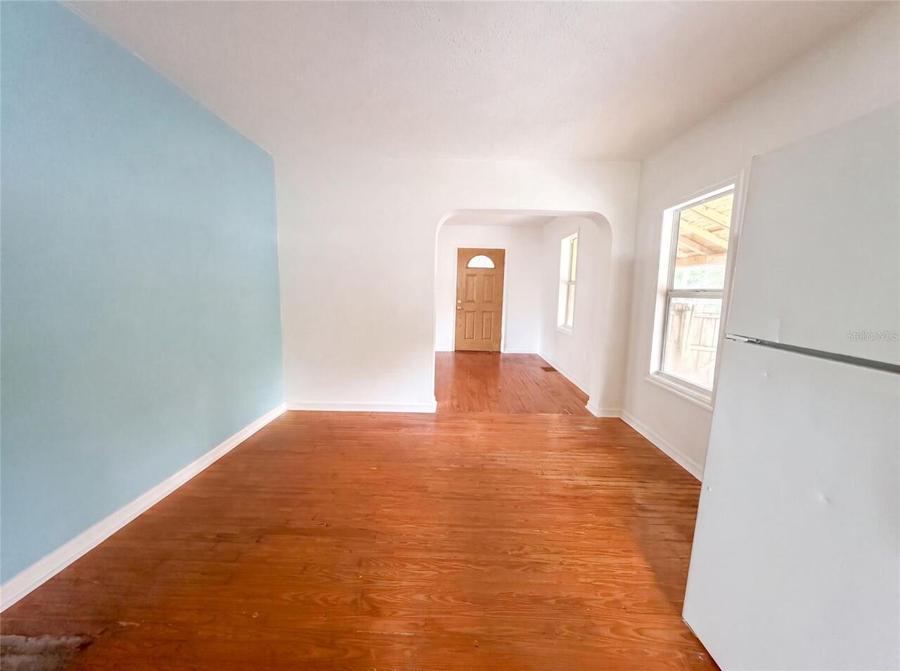 Listing Photo 10
