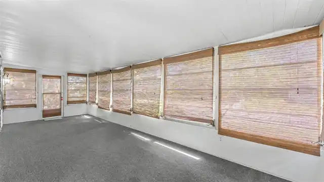 Listing Photo 29