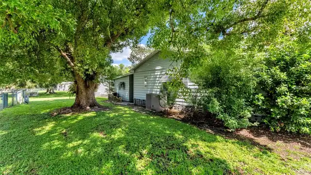 Listing Photo 34