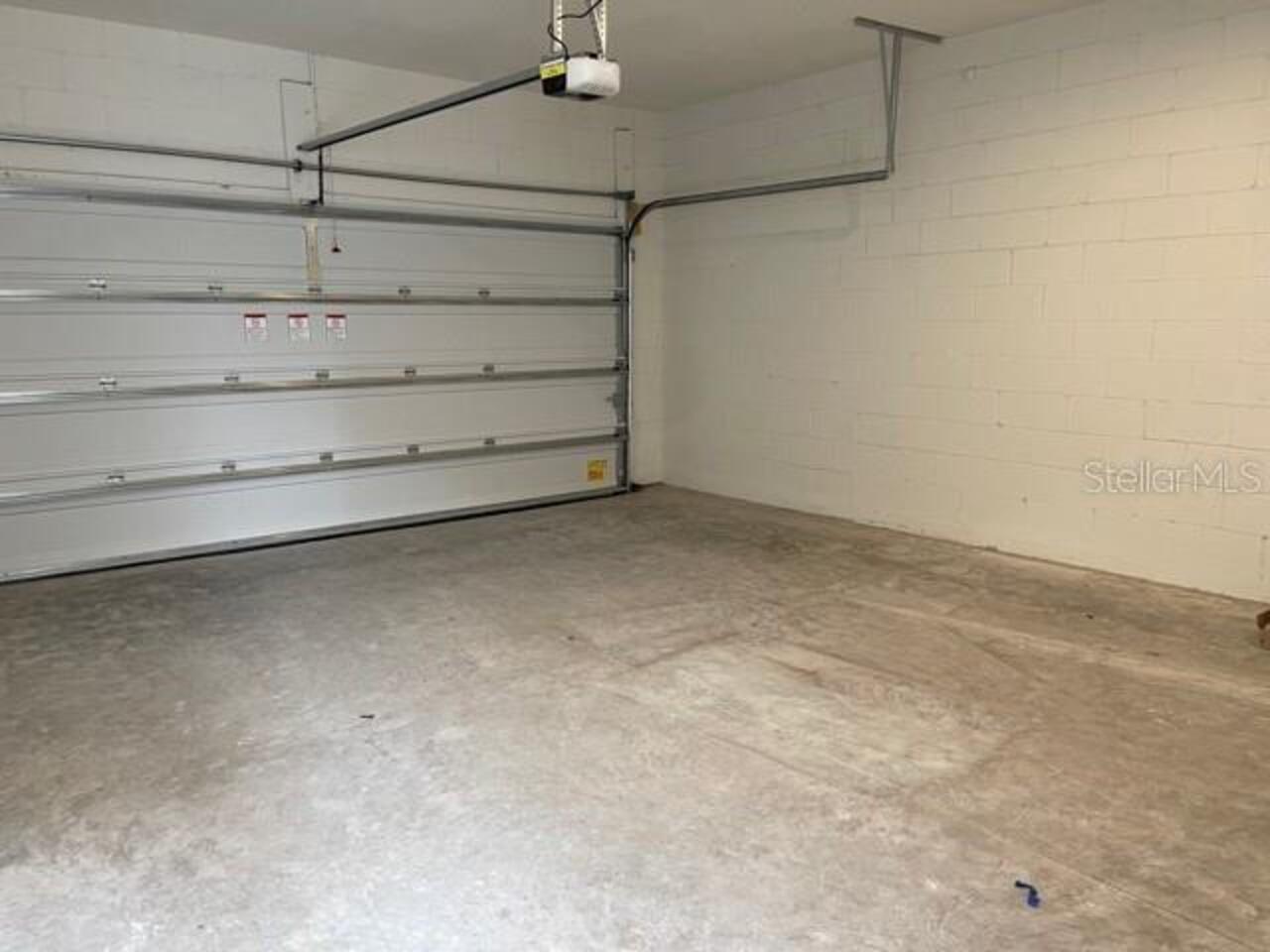 Listing Photo 9
