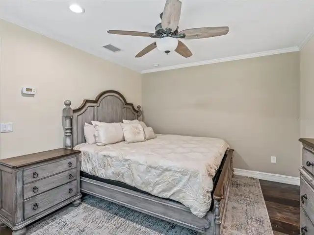 Listing Photo 43