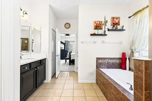 Listing Photo 18