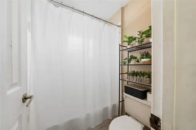 Listing Photo 22