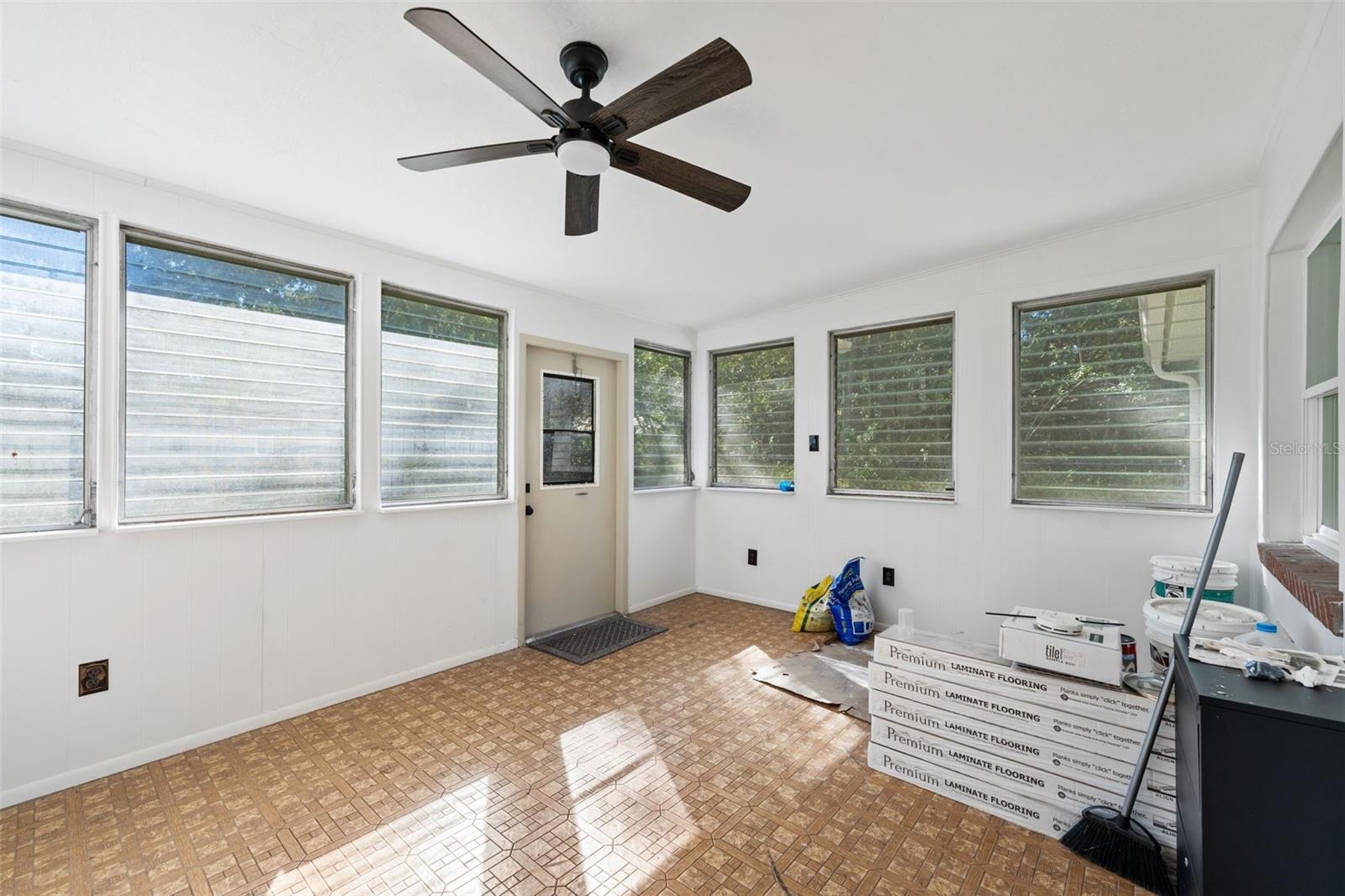 Listing Photo 14