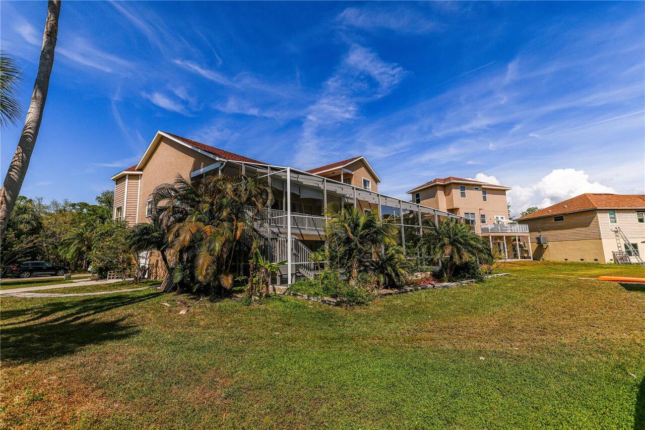 Listing Photo 9