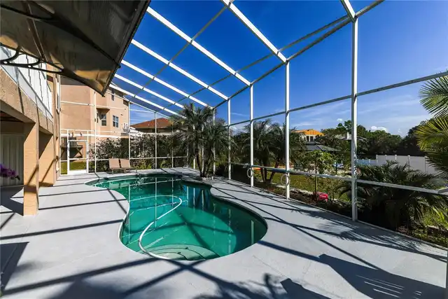 Listing Photo 32