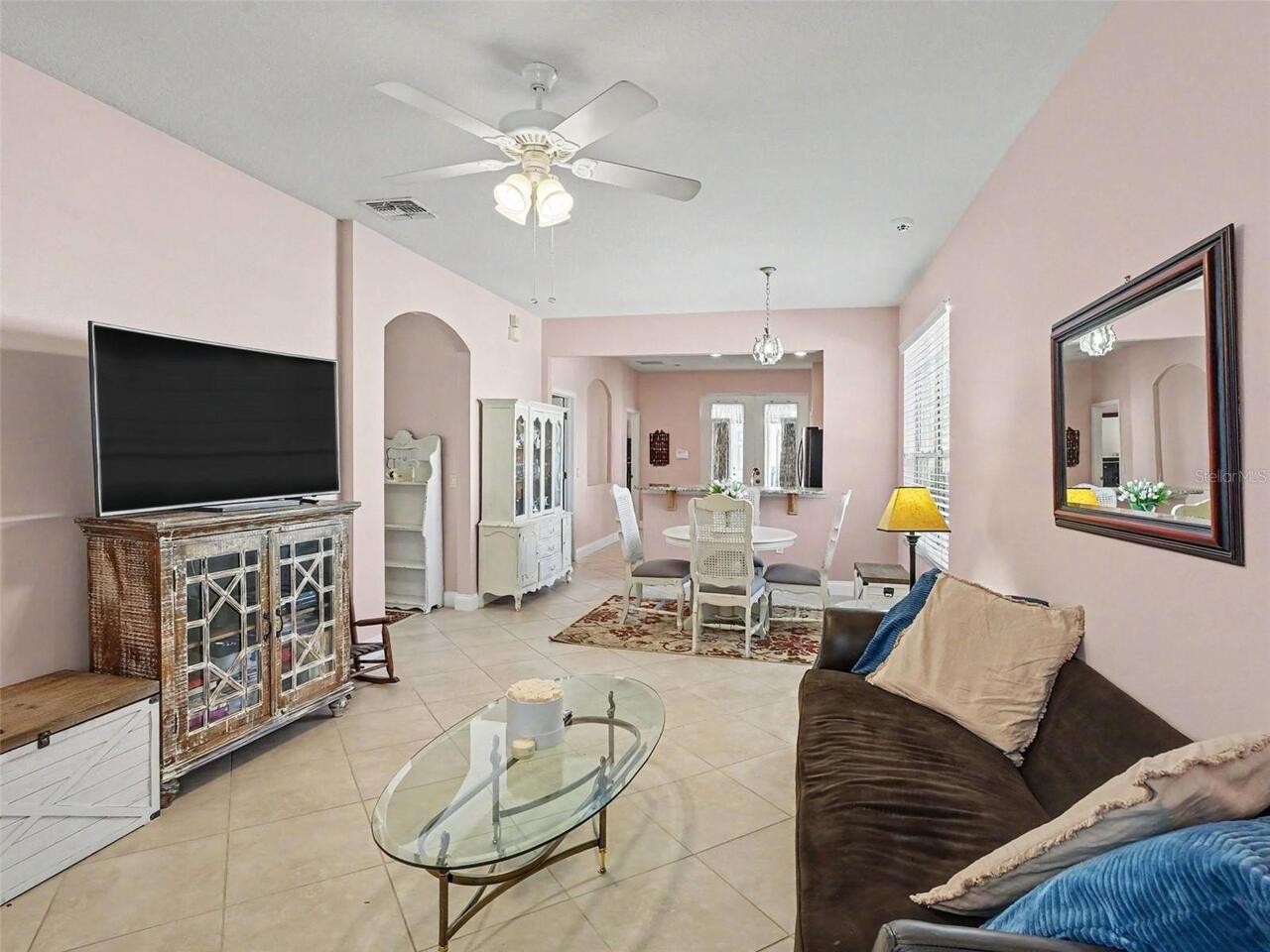 Listing Photo 9
