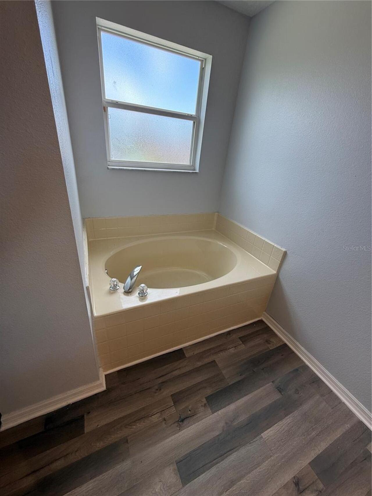 Listing Photo 31