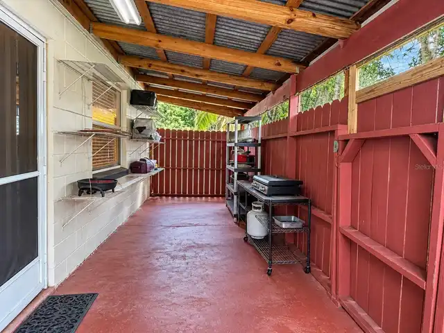 Listing Photo 17