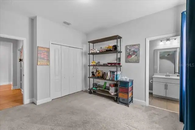 Listing Photo 32