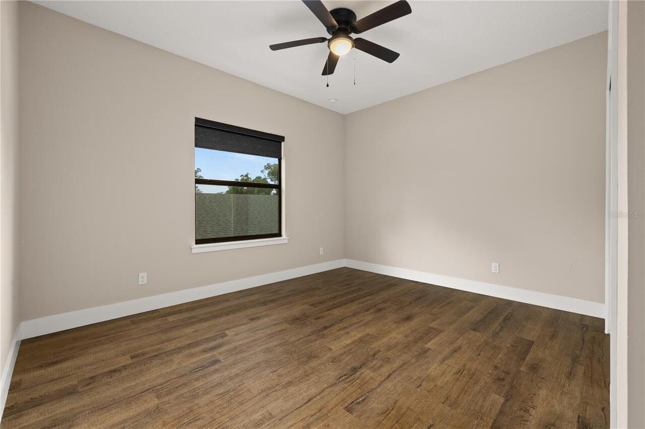 Listing Photo 33