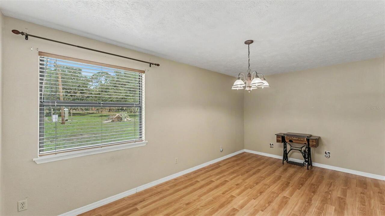 Listing Photo 32