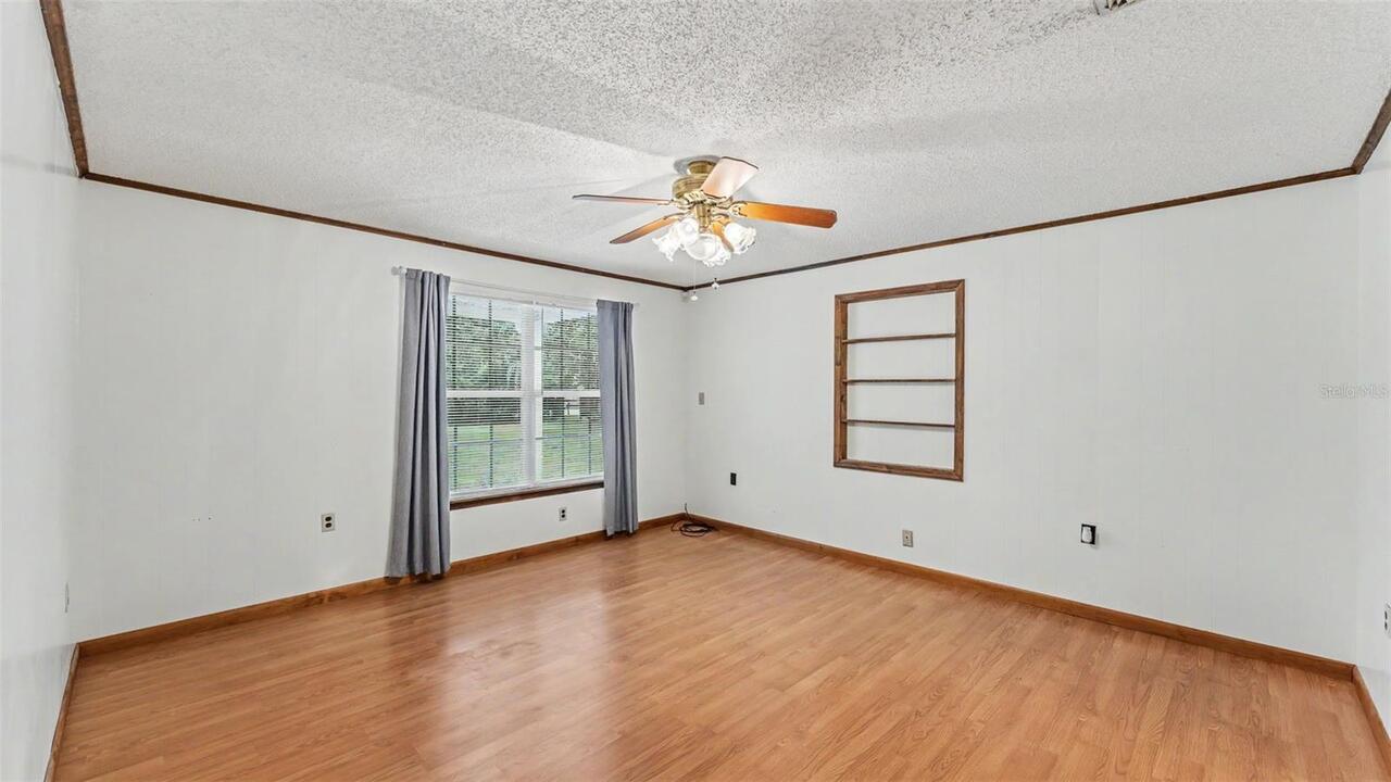Listing Photo 36