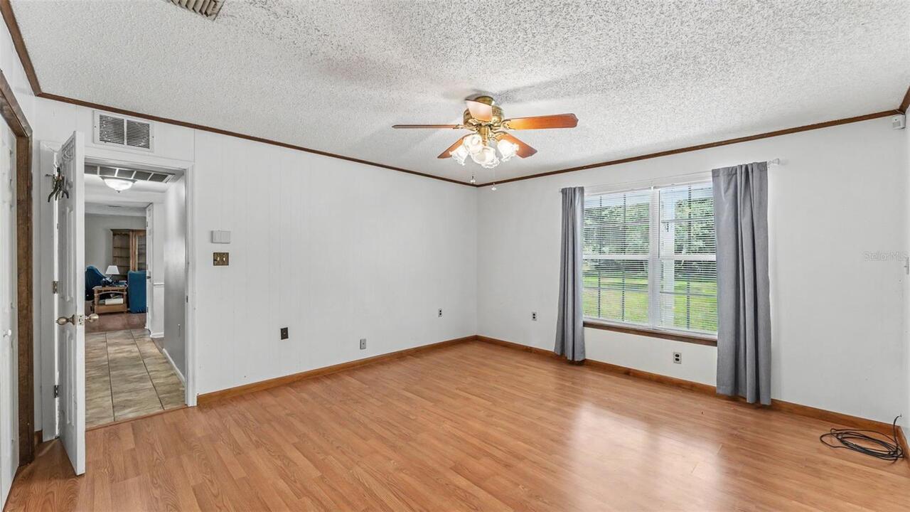 Listing Photo 38