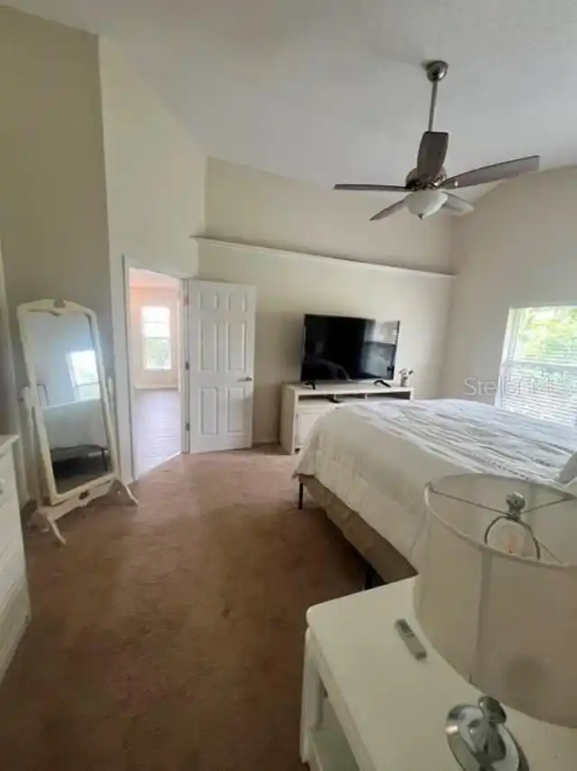 Listing Photo 18
