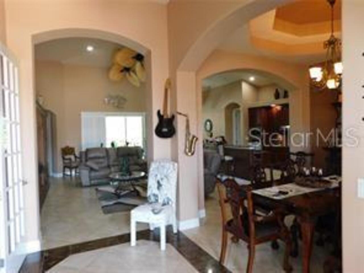 Listing Photo 10