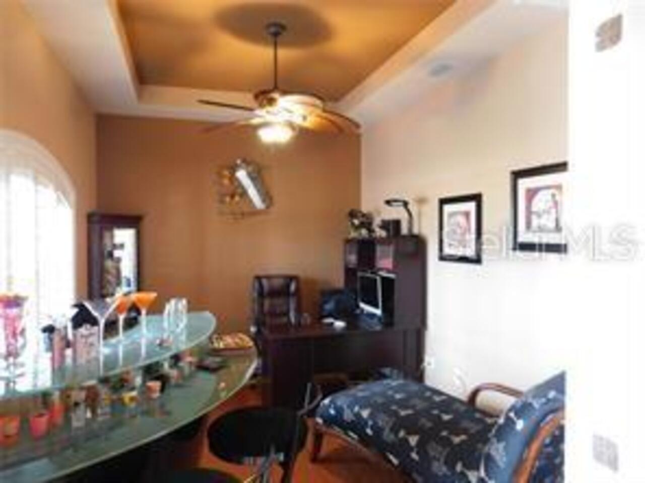 Listing Photo 12
