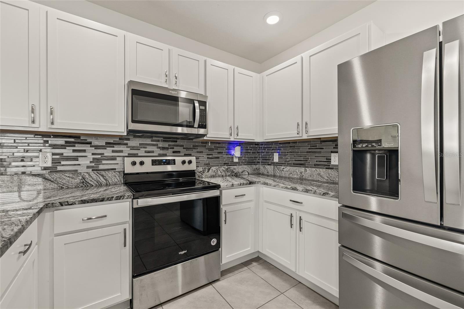 Listing Photo 11