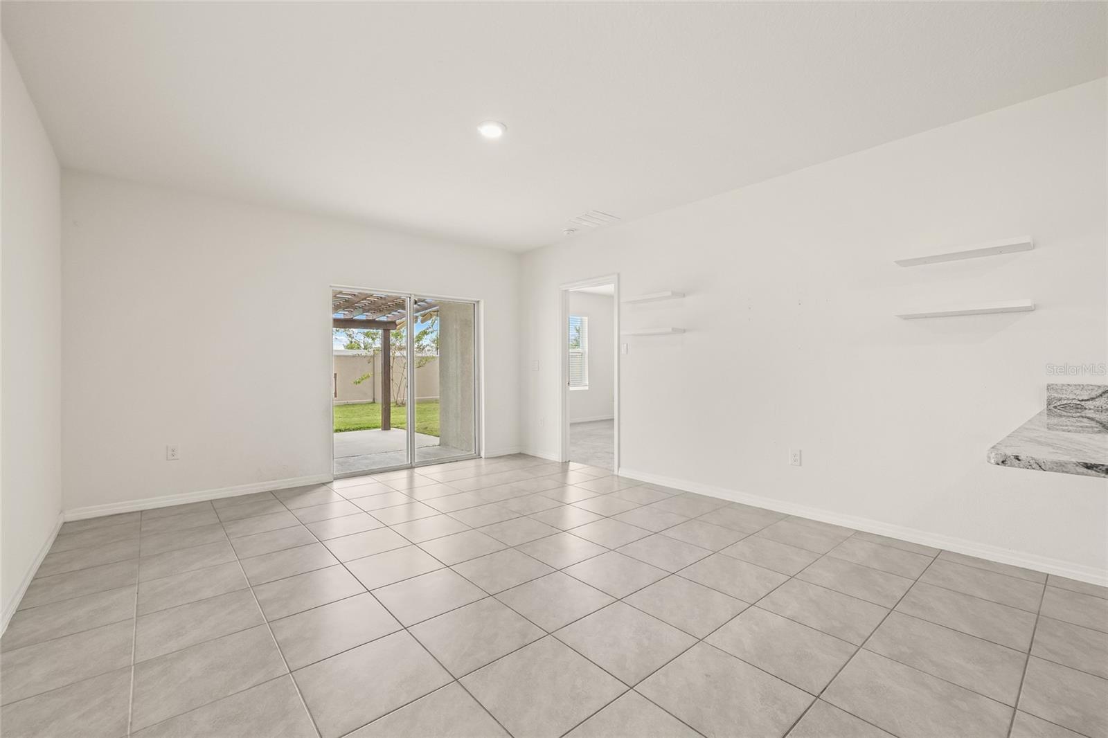 Listing Photo 16