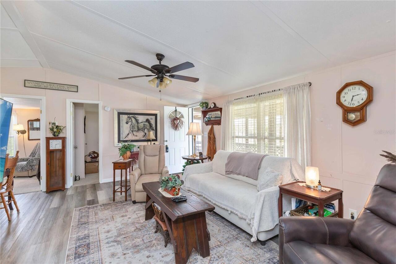 Listing Photo 17