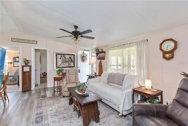 Listing Photo 17