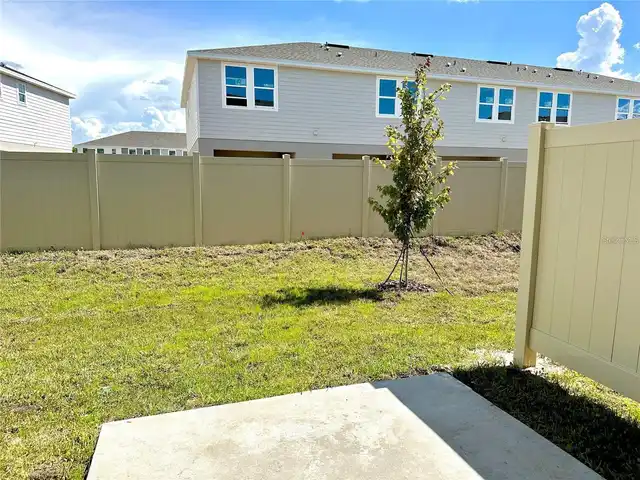 Listing Photo 17