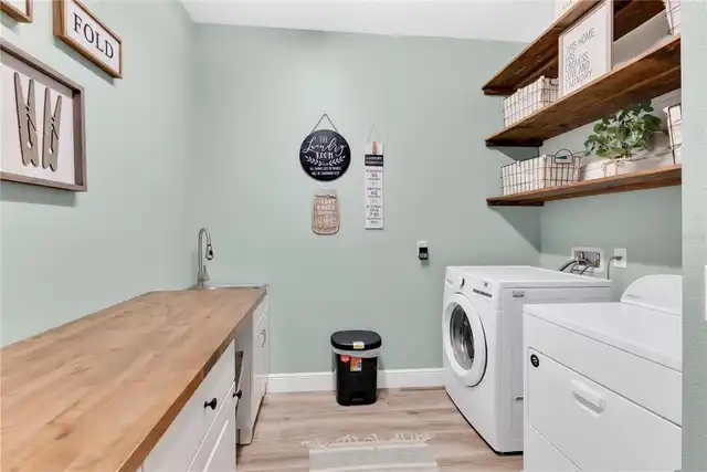 Listing Photo 12