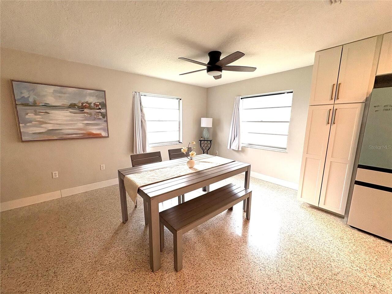 Listing Photo 8