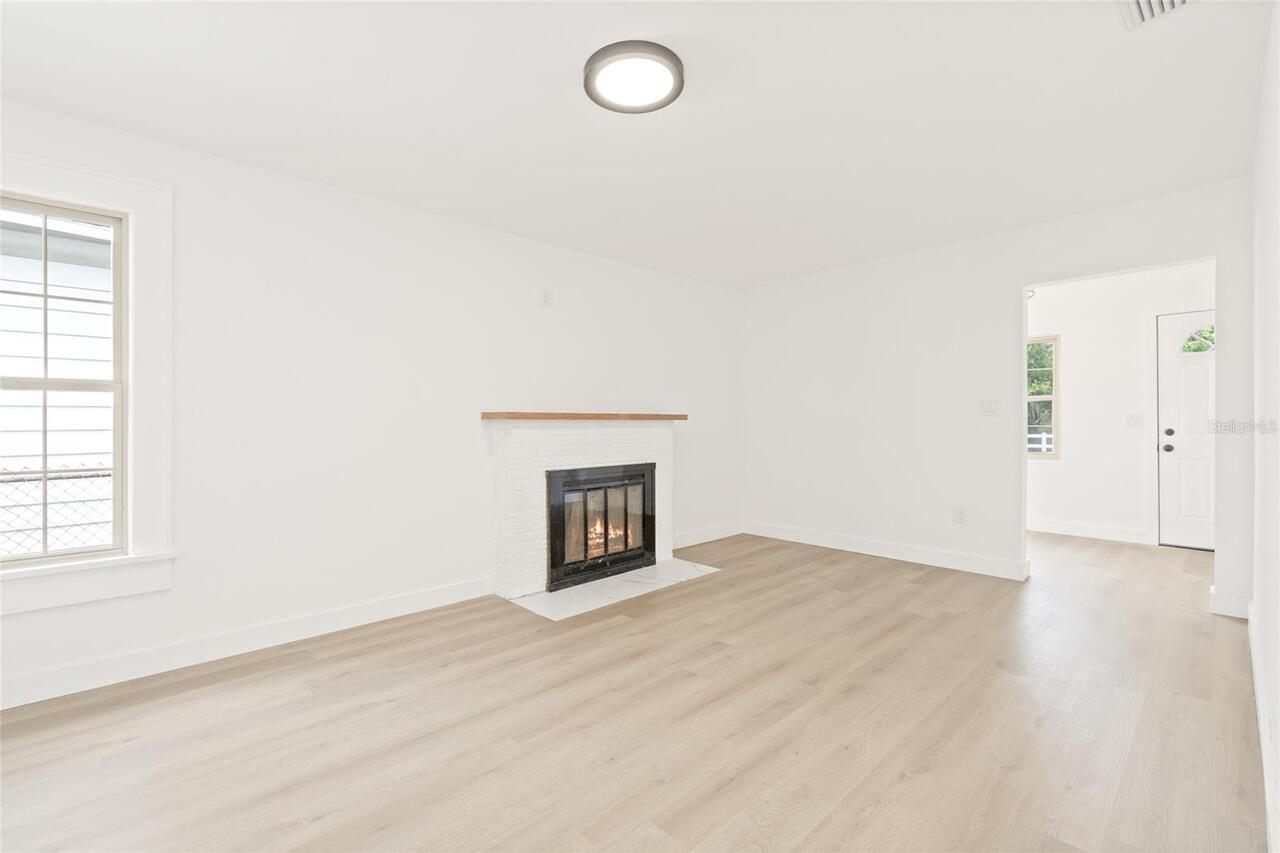 Listing Photo 28