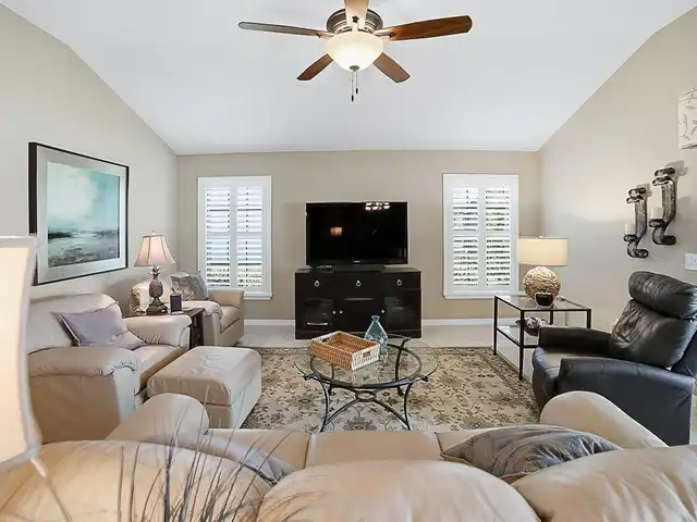 Listing Photo 19