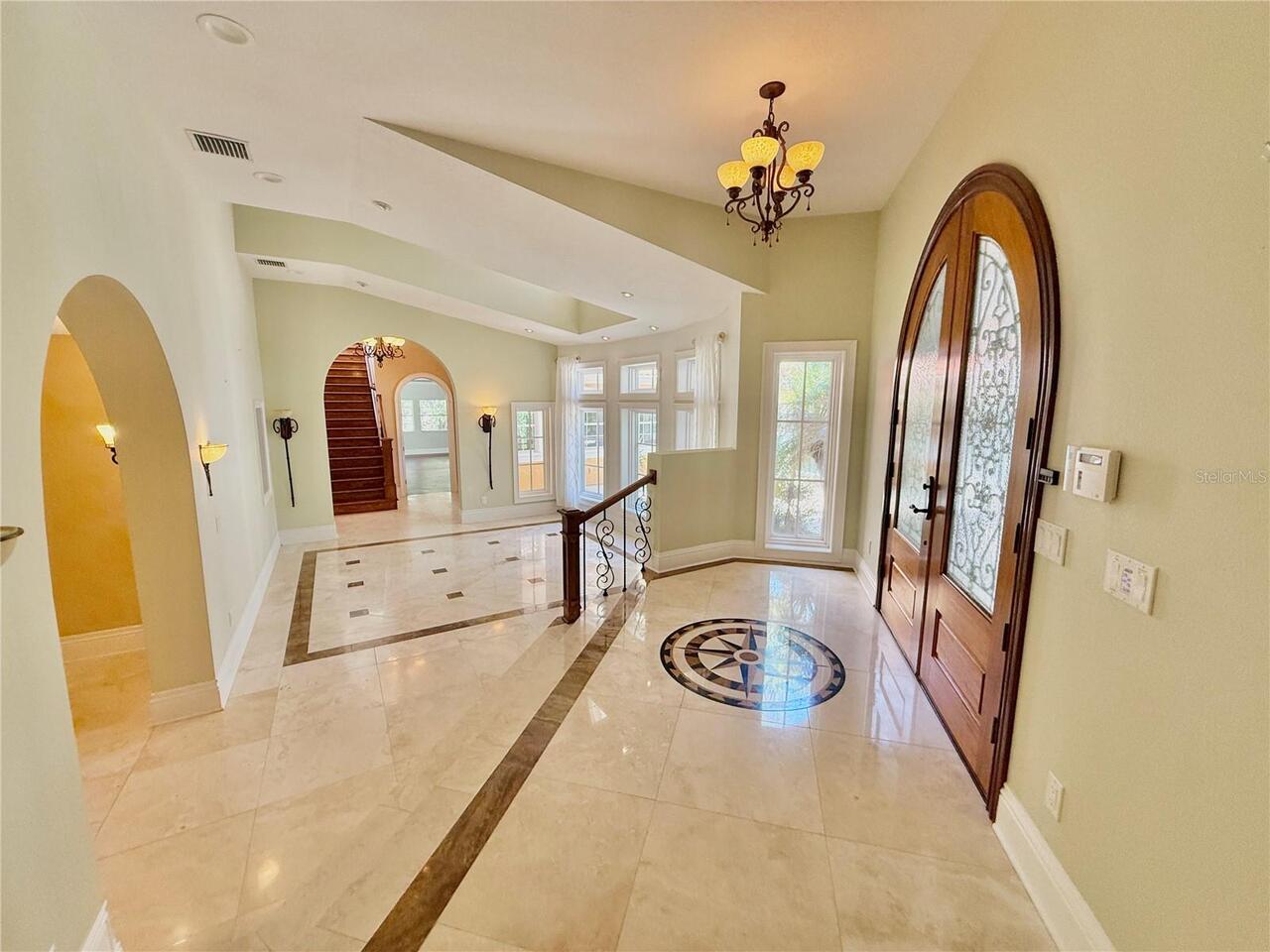 Listing Photo 11