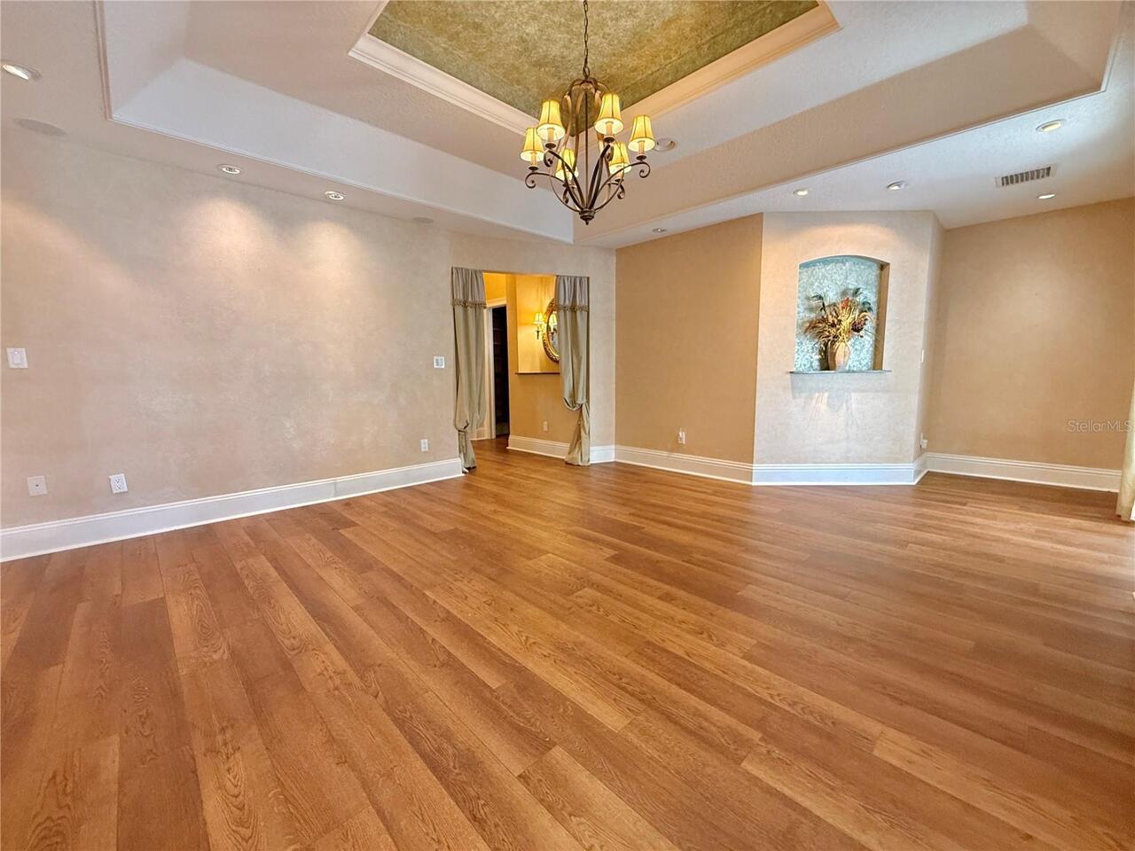 Listing Photo 43