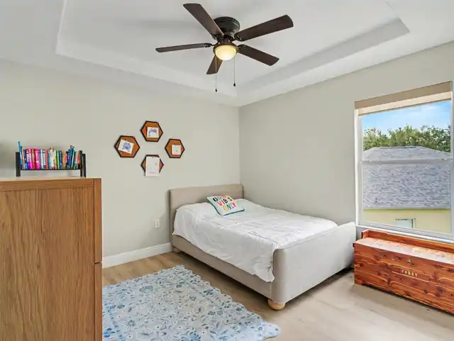 Listing Photo 19