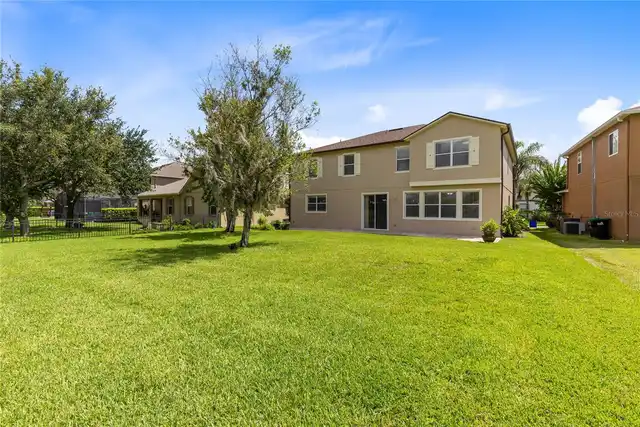 Listing Photo 25
