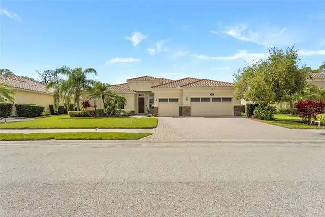 Sarasota Real Estate
