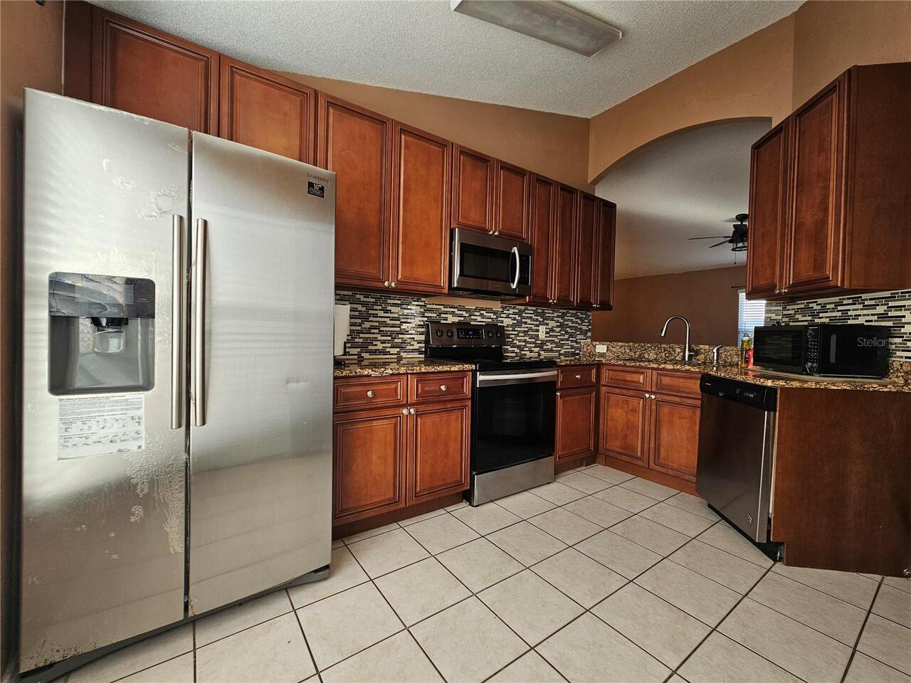 Listing Photo 10
