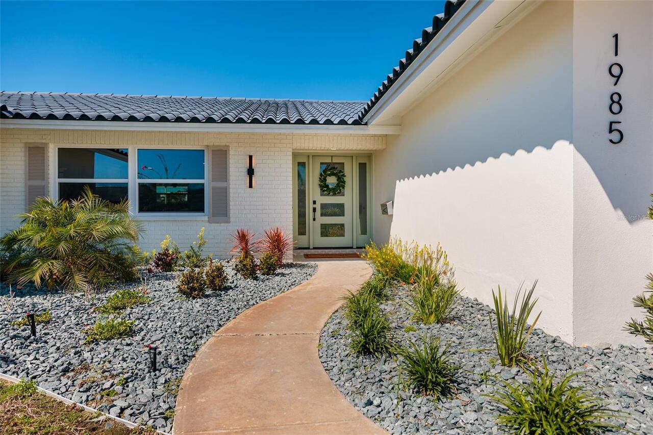 St Petersburg Real Estate