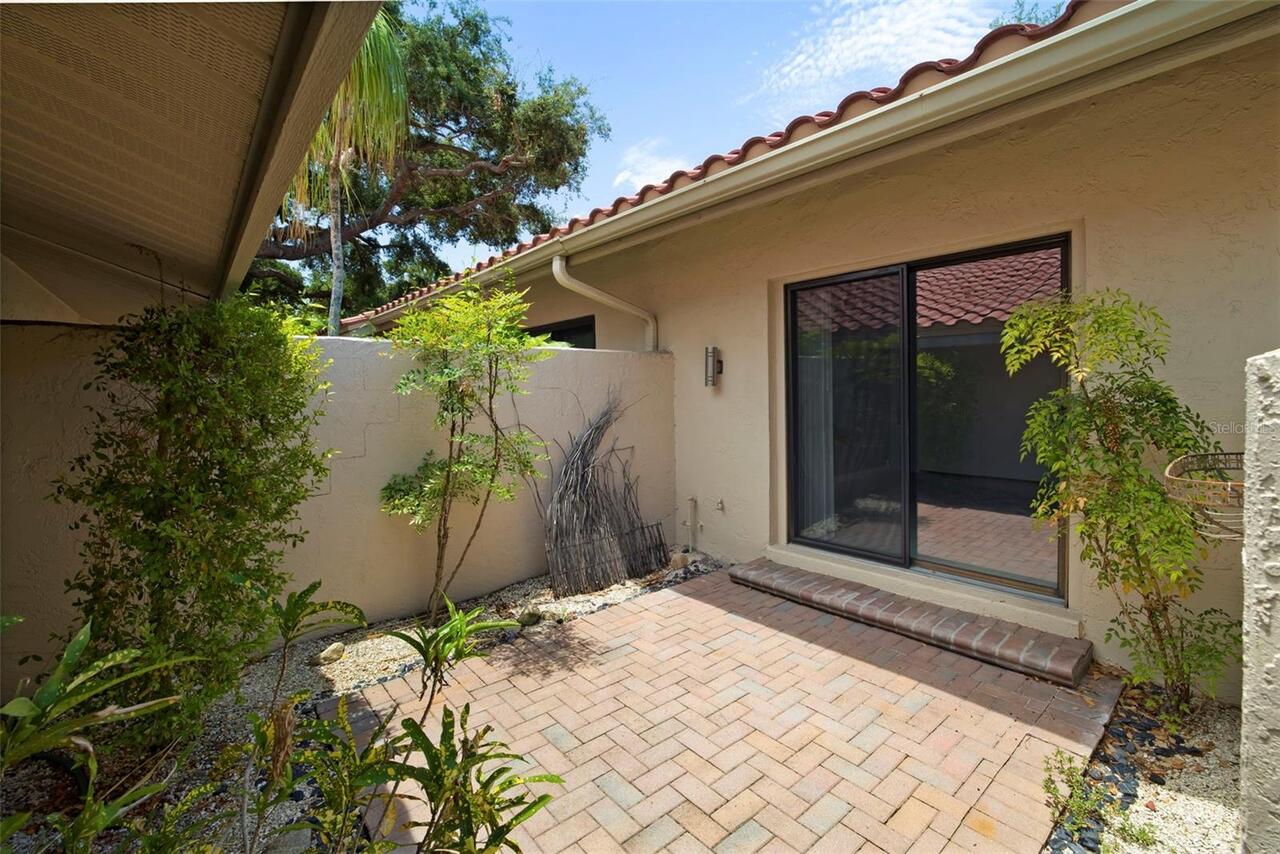 Listing Photo 15