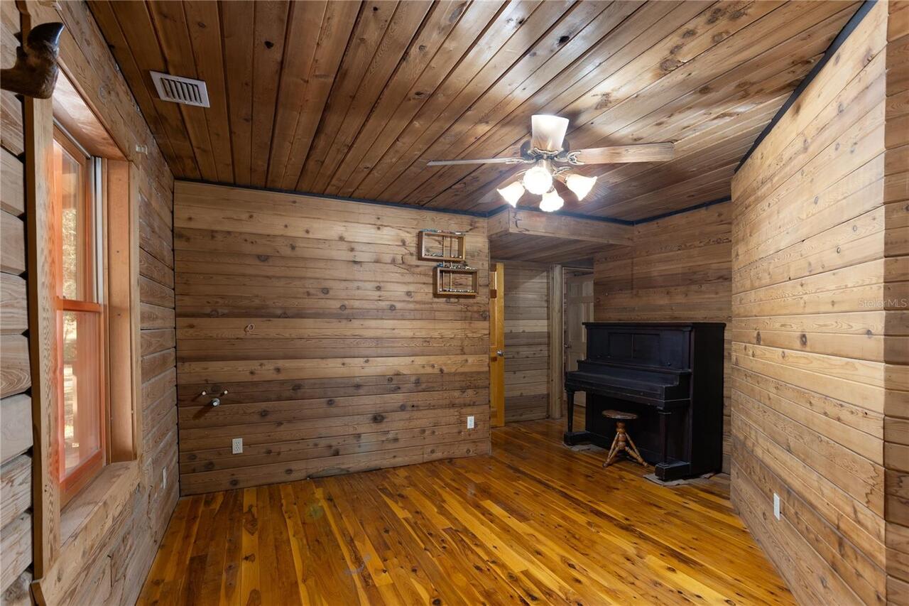 Listing Photo 7