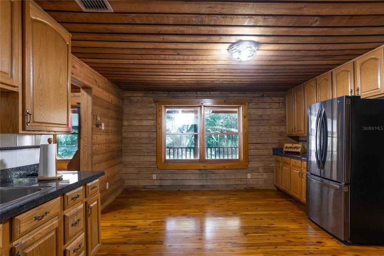 Listing Photo 43