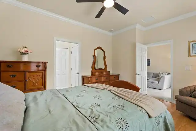 Listing Photo 22