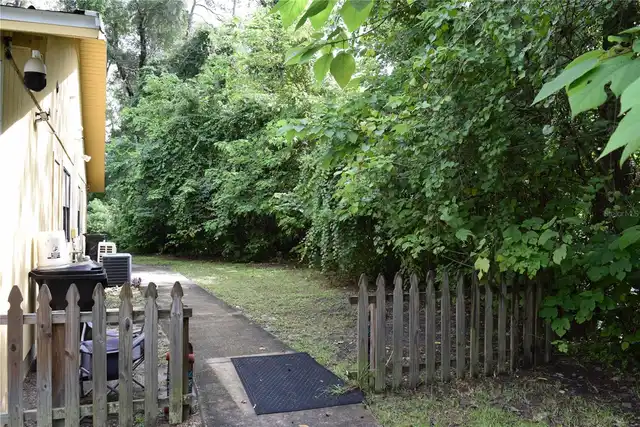 Listing Photo 29