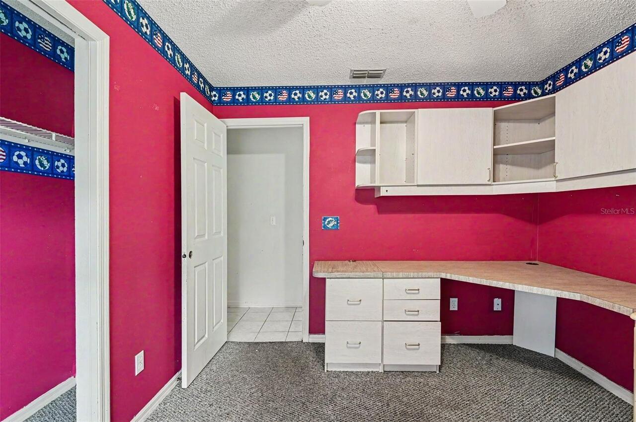 Listing Photo 10
