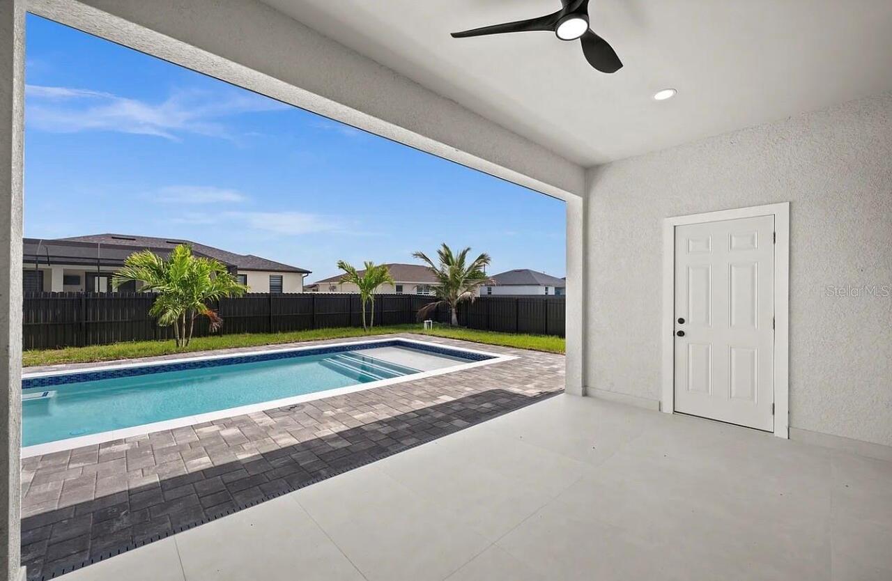 Listing Photo 15