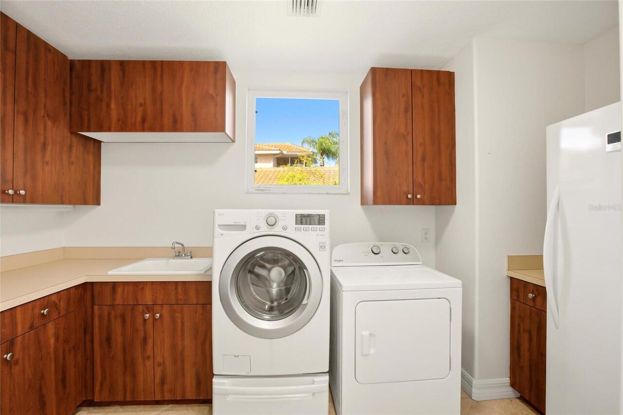 Listing Photo 34