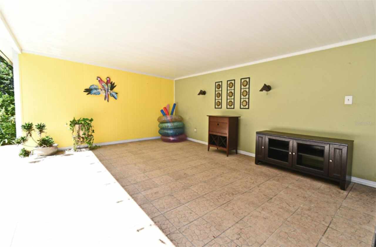 Listing Photo 32