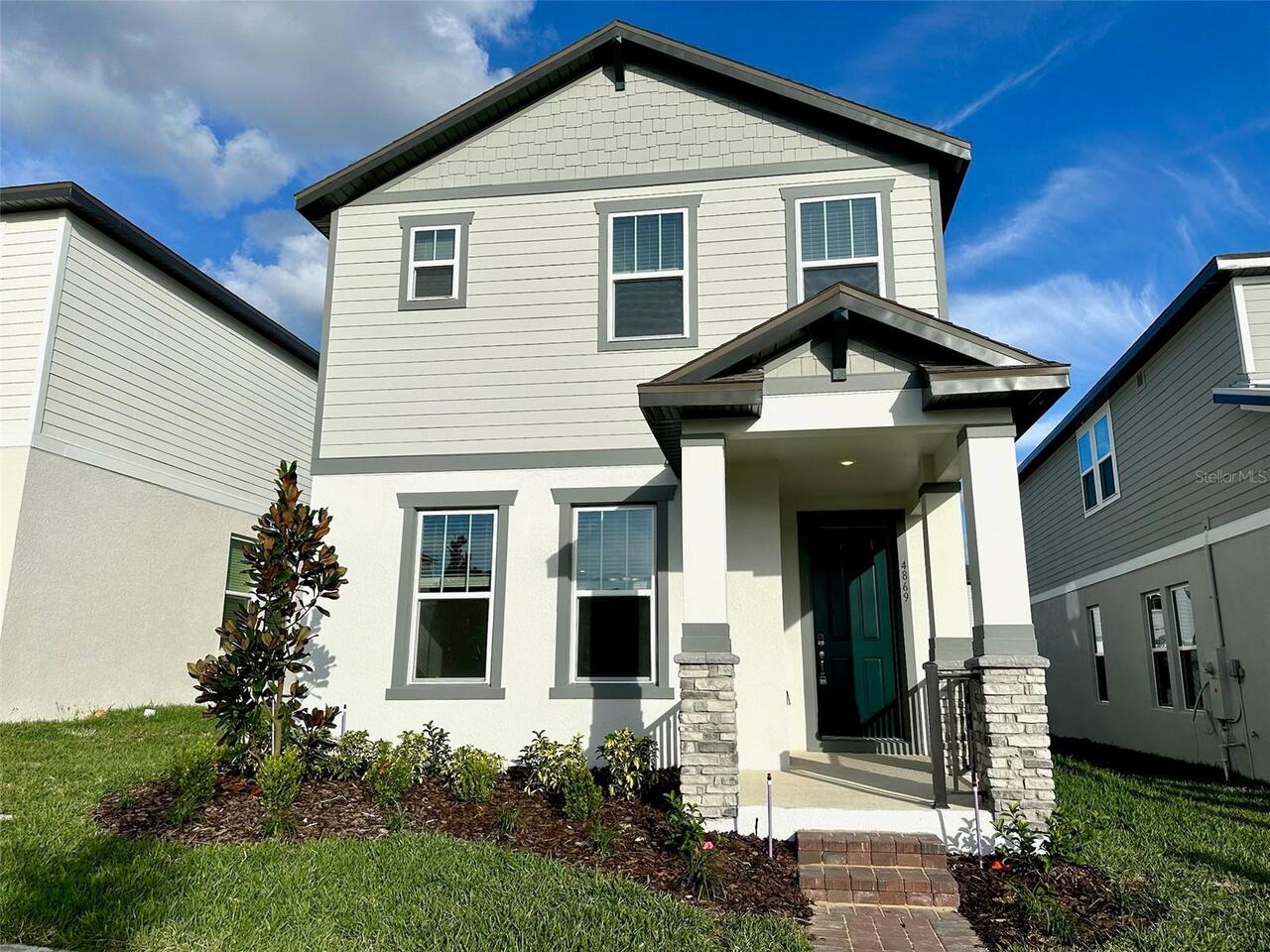 4BR, Residential Lease, 2BA, $3,200
Read More
